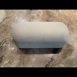 Women’s Oakley sunglasses